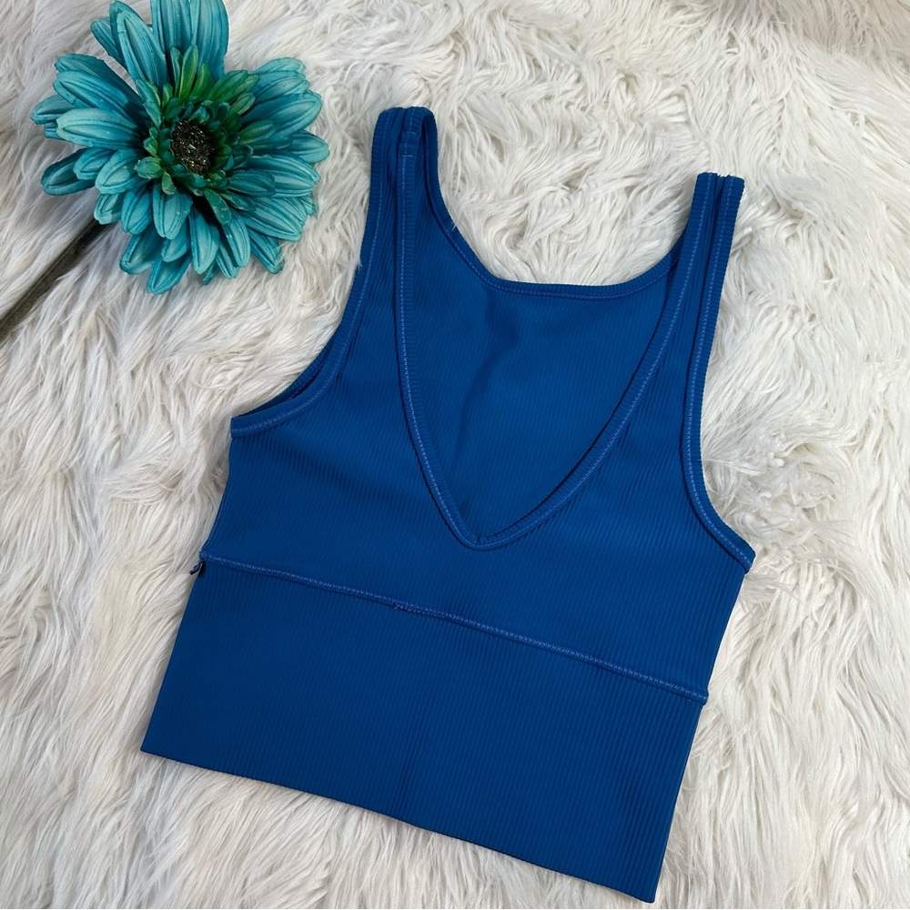 Lululemon • Women’s Power Pivot Tank Blue Ribbed